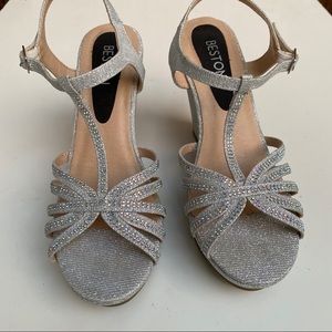 Beston Silver Sparkly Strappy Wedges, Size 9